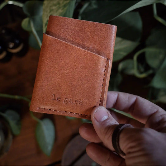 Minimalist full-grain caramel leather cardholder for men and women