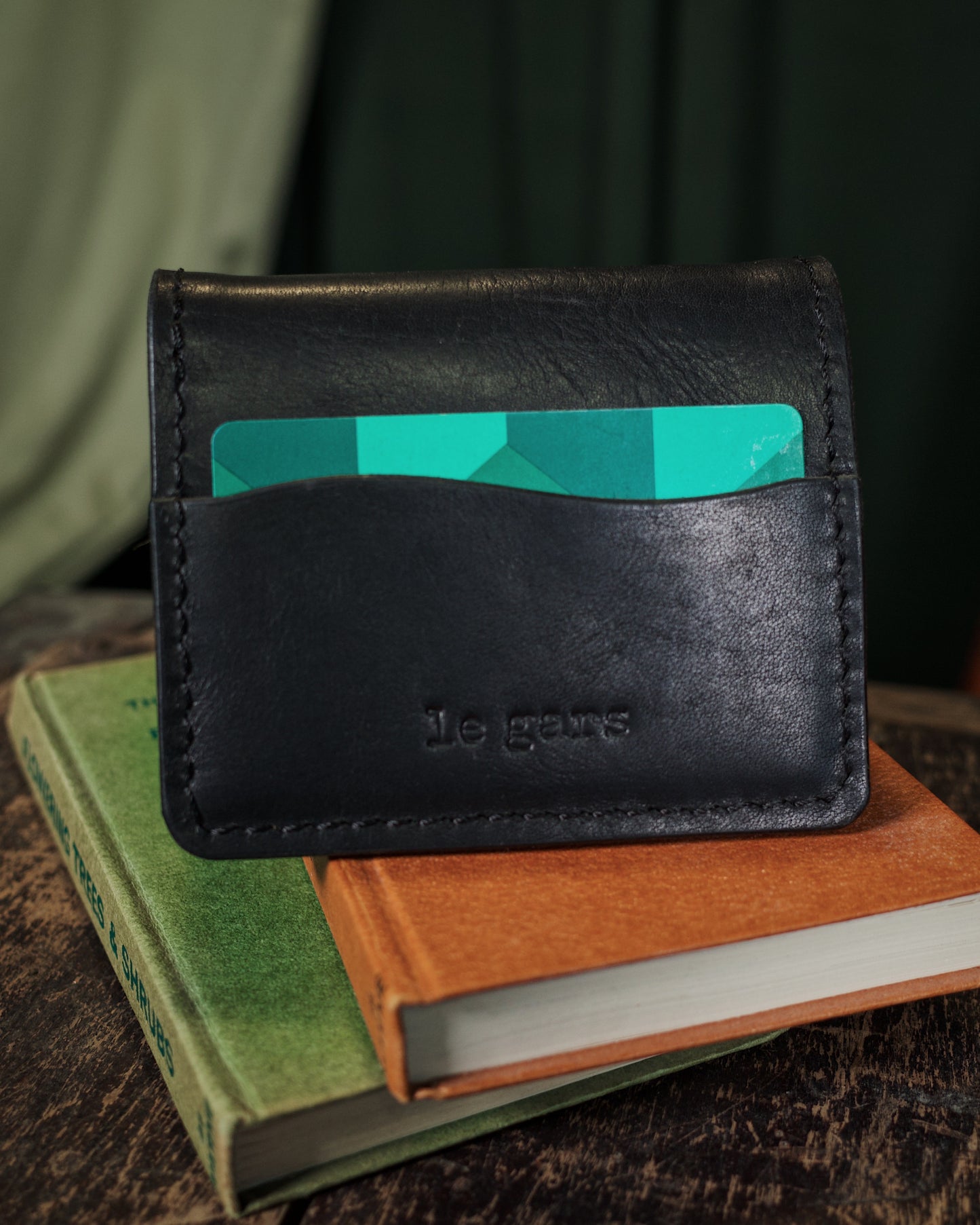 HoMa Wallet – Black Compact Men’s Leather Bifold (Horween Derby)