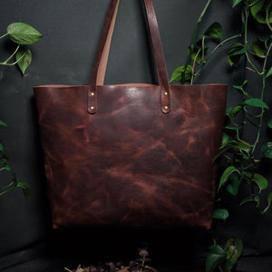Dark brown Dunham tote bag