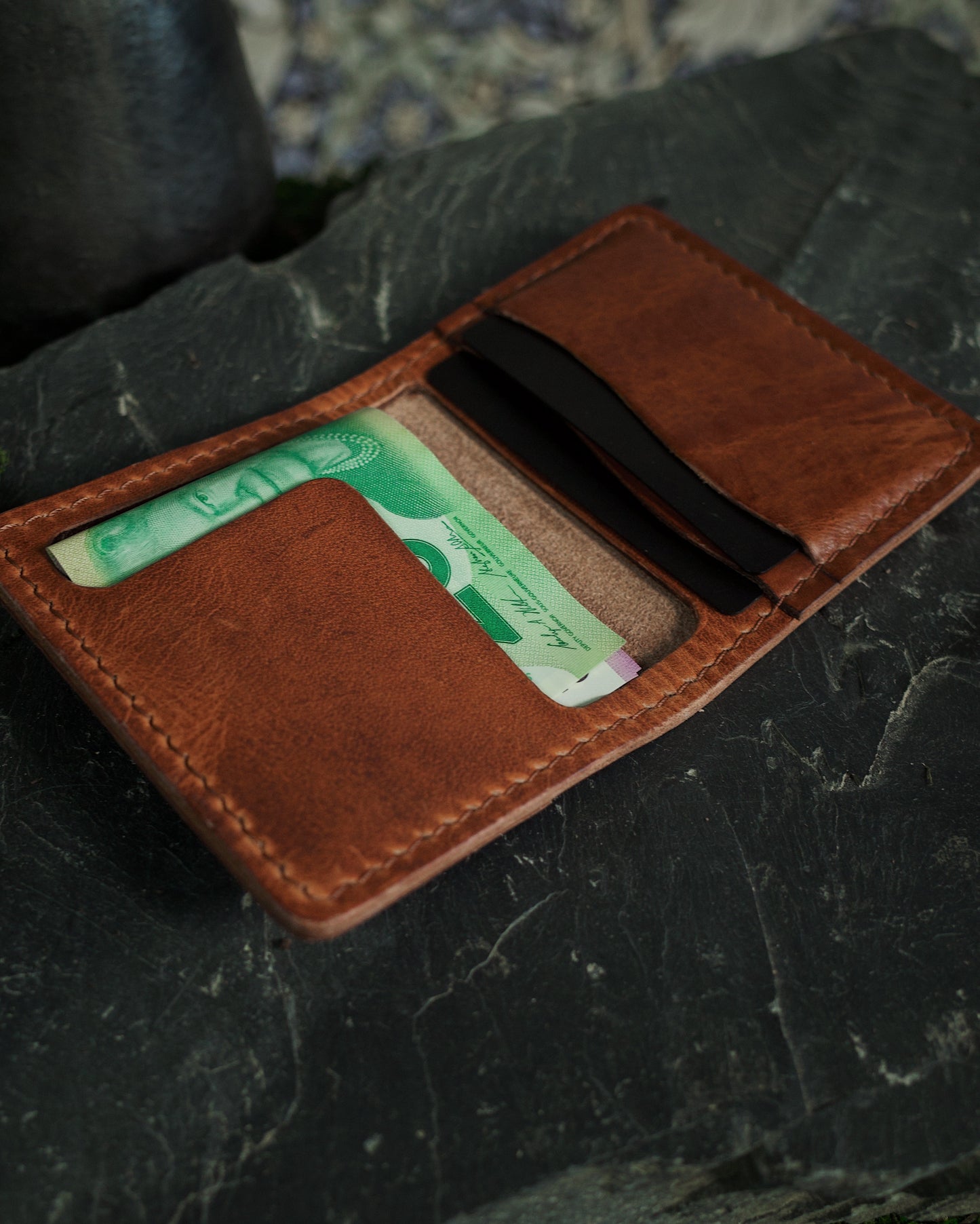 HoMa Wallet – English Tan Compact Men’s Leather Bifold (Horween Derby)