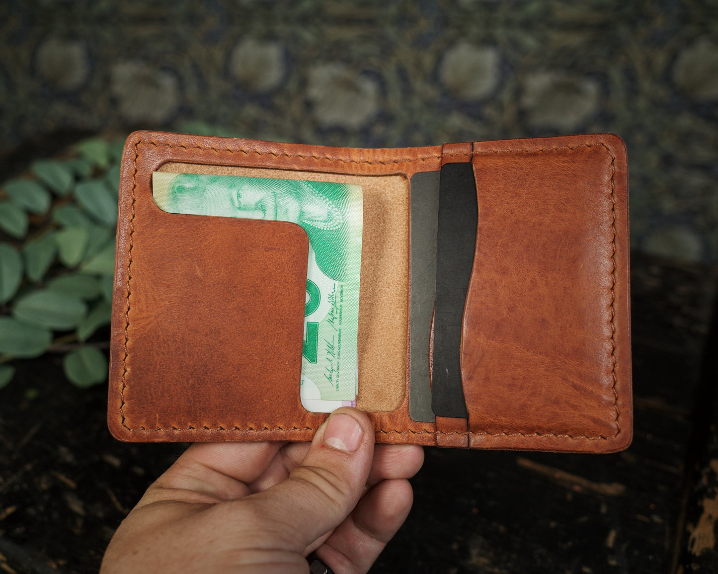 HoMa Wallet – English Tan Compact Men’s Leather Bifold (Horween Derby)