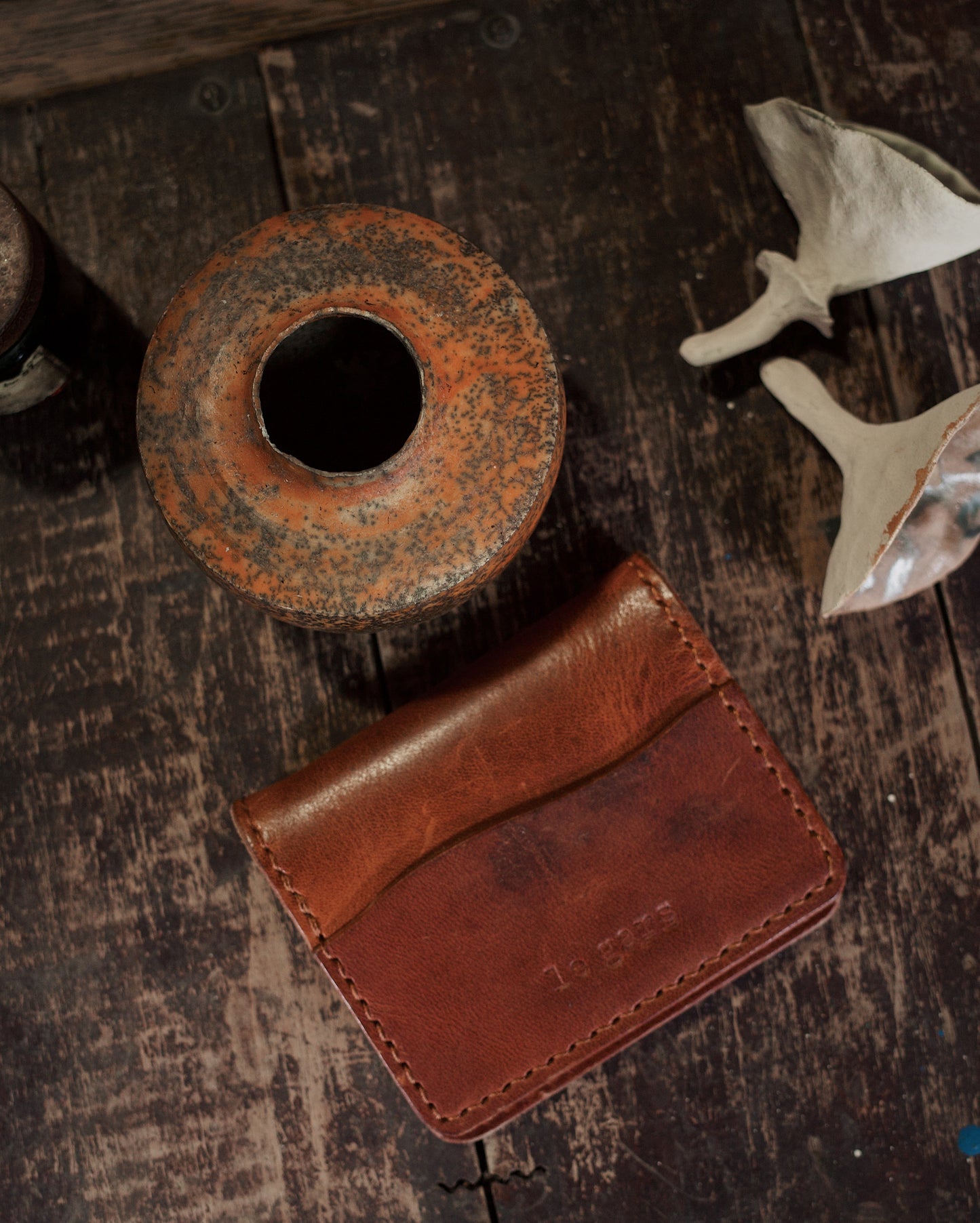 HoMa Wallet – English Tan Compact Men’s Leather Bifold (Horween Derby)