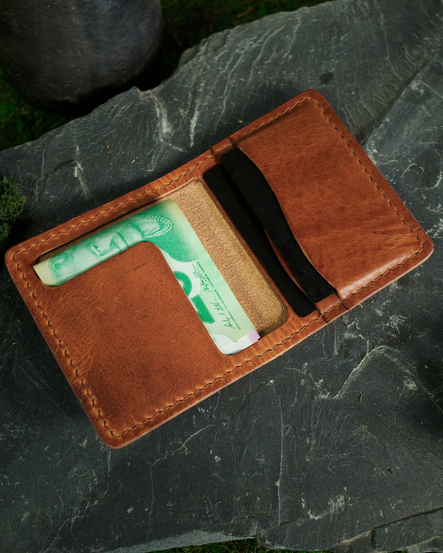 HoMa Wallet – English Tan Compact Men’s Leather Bifold (Horween Derby)