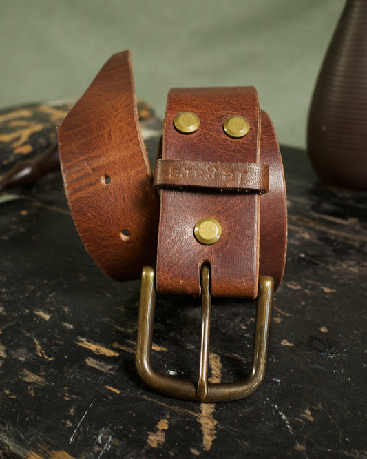 Rugged Leather Belt – Dark Brown Edition