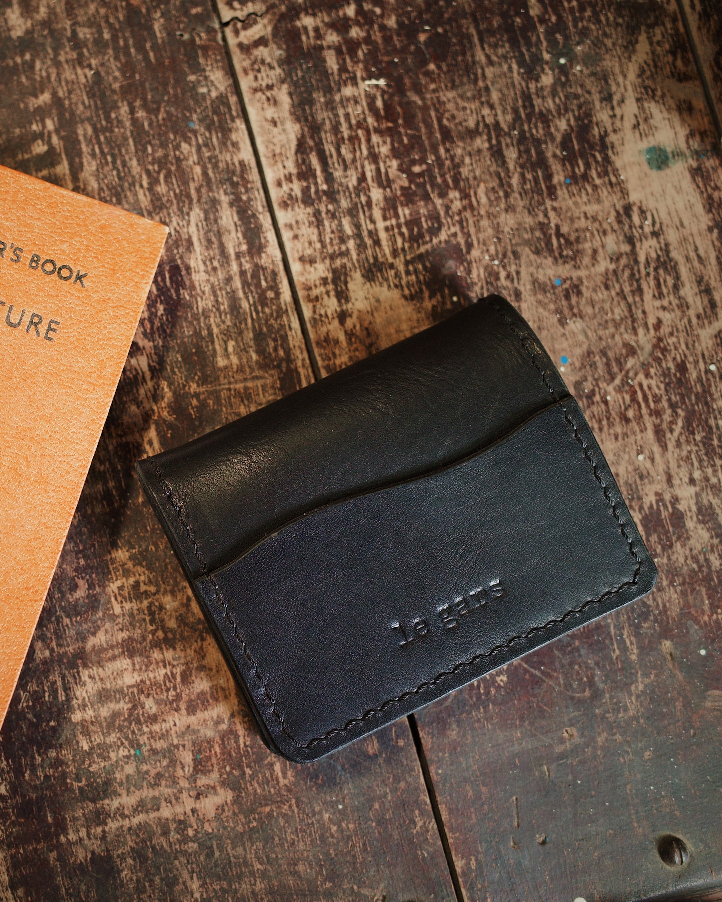 HoMa Wallet – Black Compact Men’s Leather Bifold (Horween Derby)