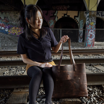 Elegant coffee brown leather shoulder bag made from eco-friendly materials
