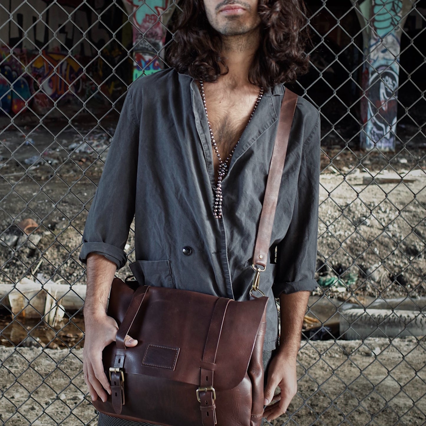 Hand-stitched dark-brown leather briefcase crafted by Montreal artisans

