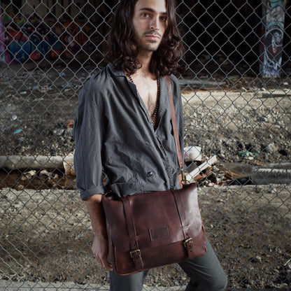 Durable chocolate leather messenger bag made in Quebec
